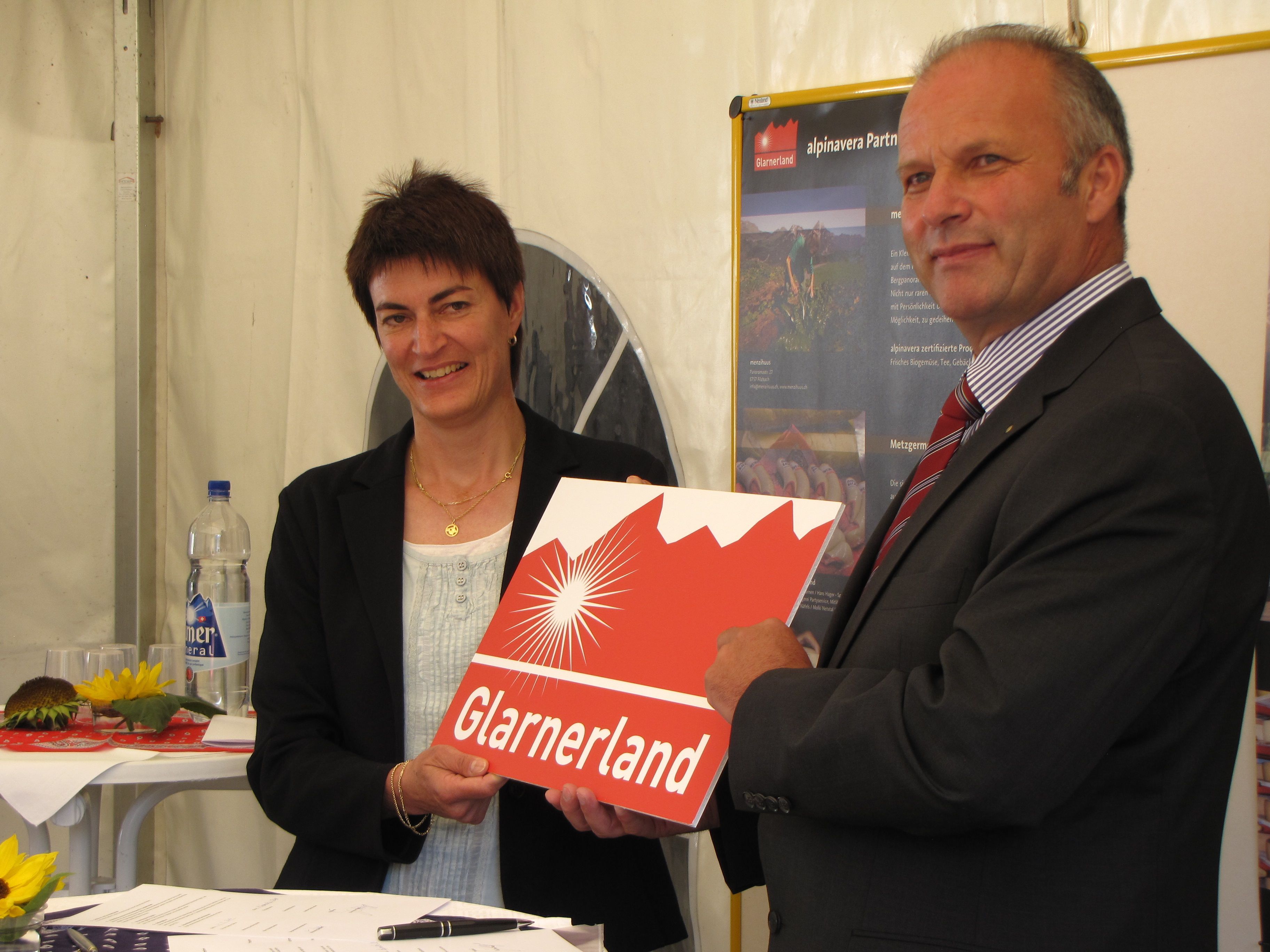 Praesentation_Marke_Regionalprodukte_RRLienhard_GR_Niggli.jpg Praesentation_Marke_Regionalprodukte_RRLienhard_GR_Niggli.jpg